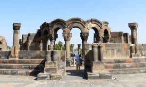 Զվարթնոց
