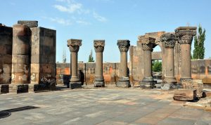 Զվարթնոց