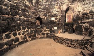 Khor Virap Pit