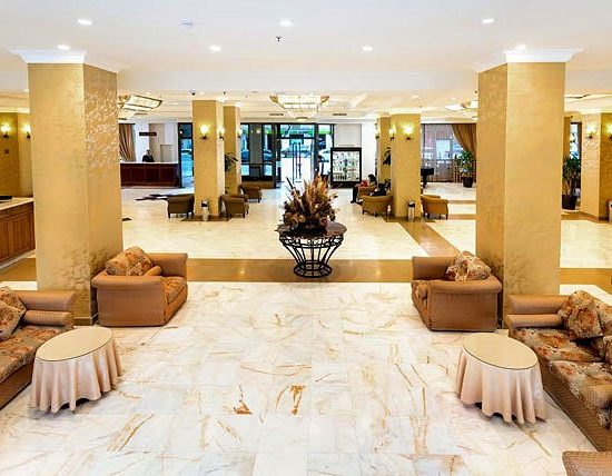 Ani Plaza Hotel