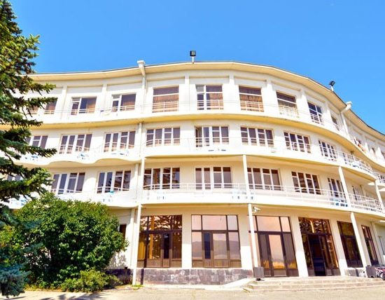 Blue Sevan Hotel