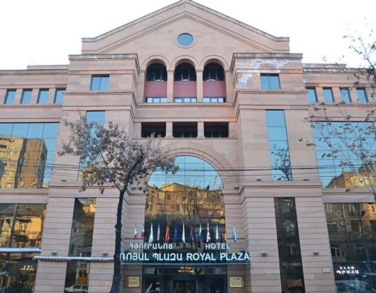 Royal Plaza Hotel
