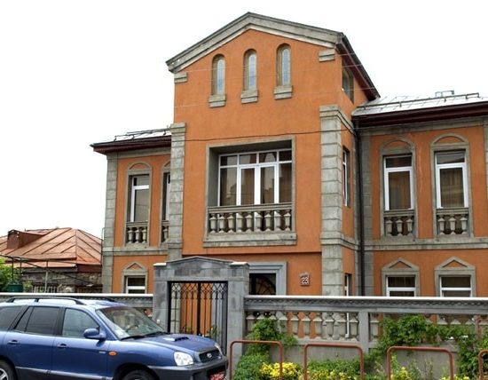 Villa Ayghedzor