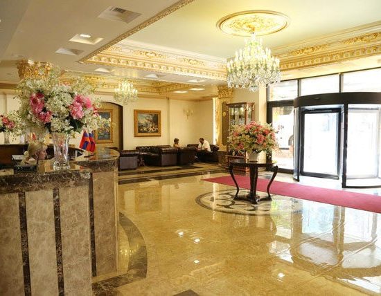 Royal Plaza Hotel