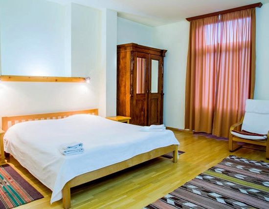 Hotel Mirhav