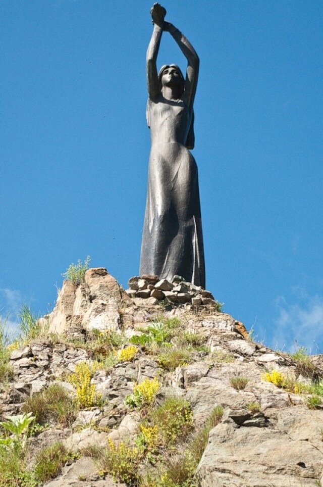 The Legend of Akhtamar Island
