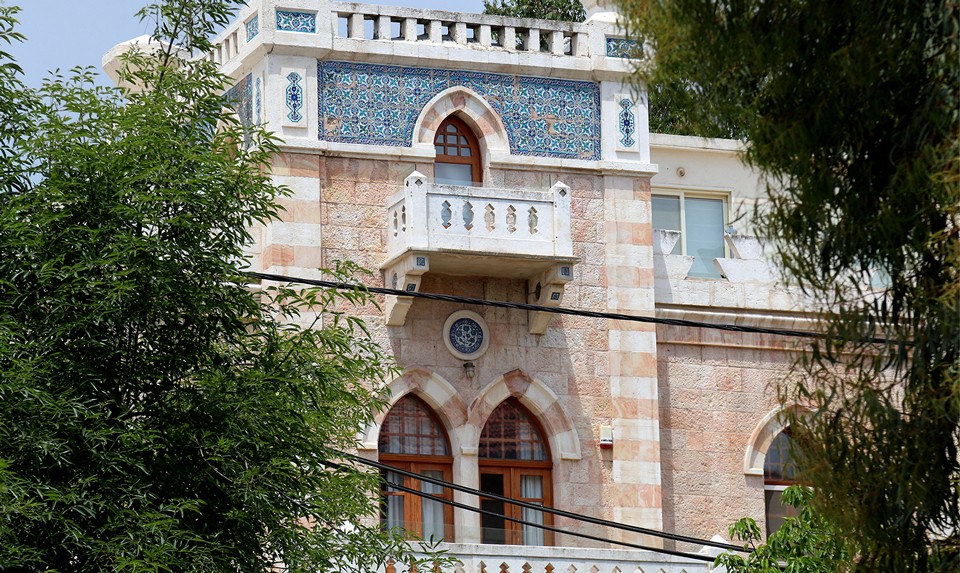 The Art of Armenian Ceramicist David Ohannessian in Jerusalem