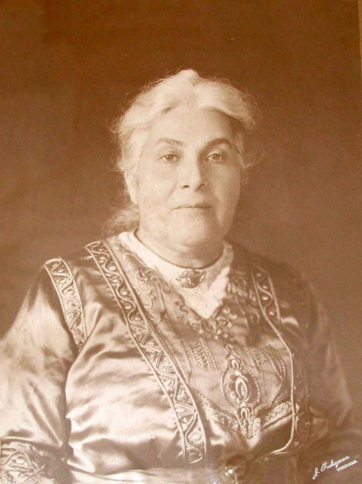 Diana Abgar